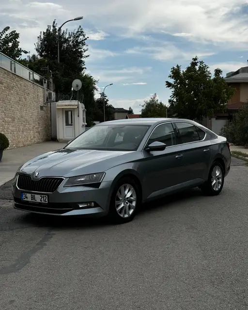 Škoda Superb — GREYCAR filosundan